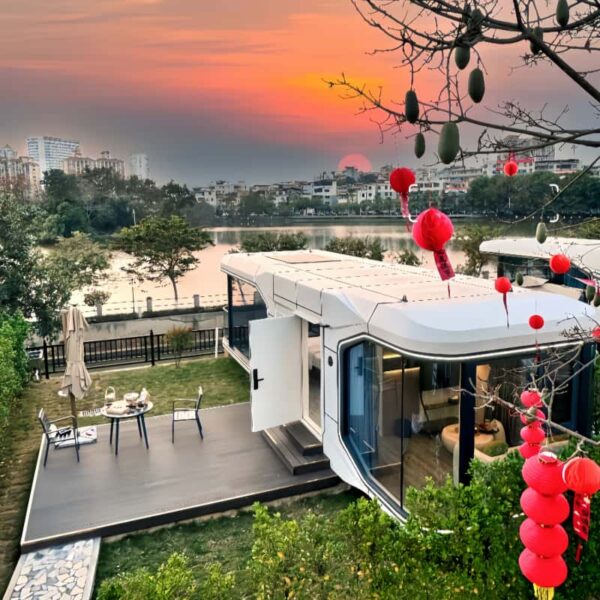 customized capsule houses