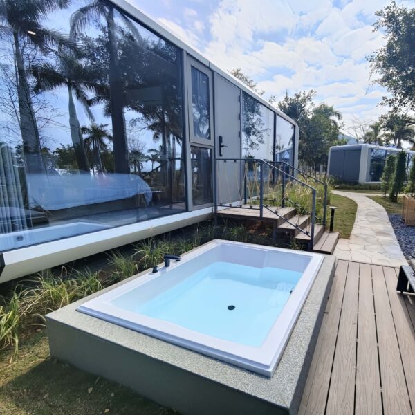 prefab capsule houses