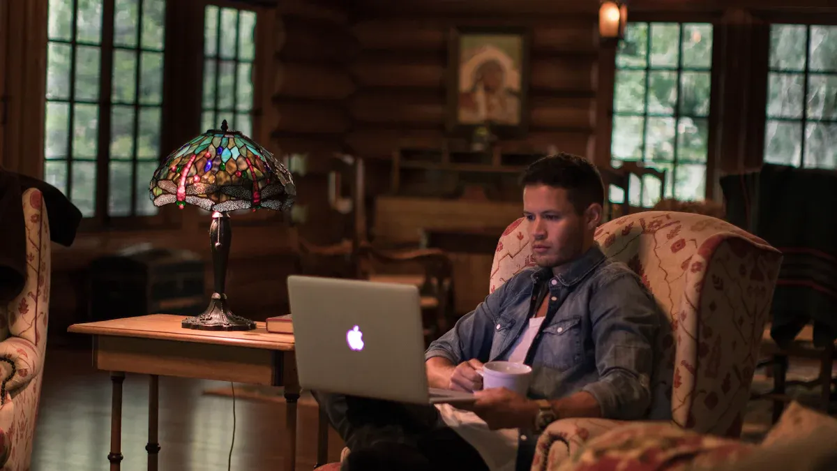 Choosing an Apple Cabin Supplier