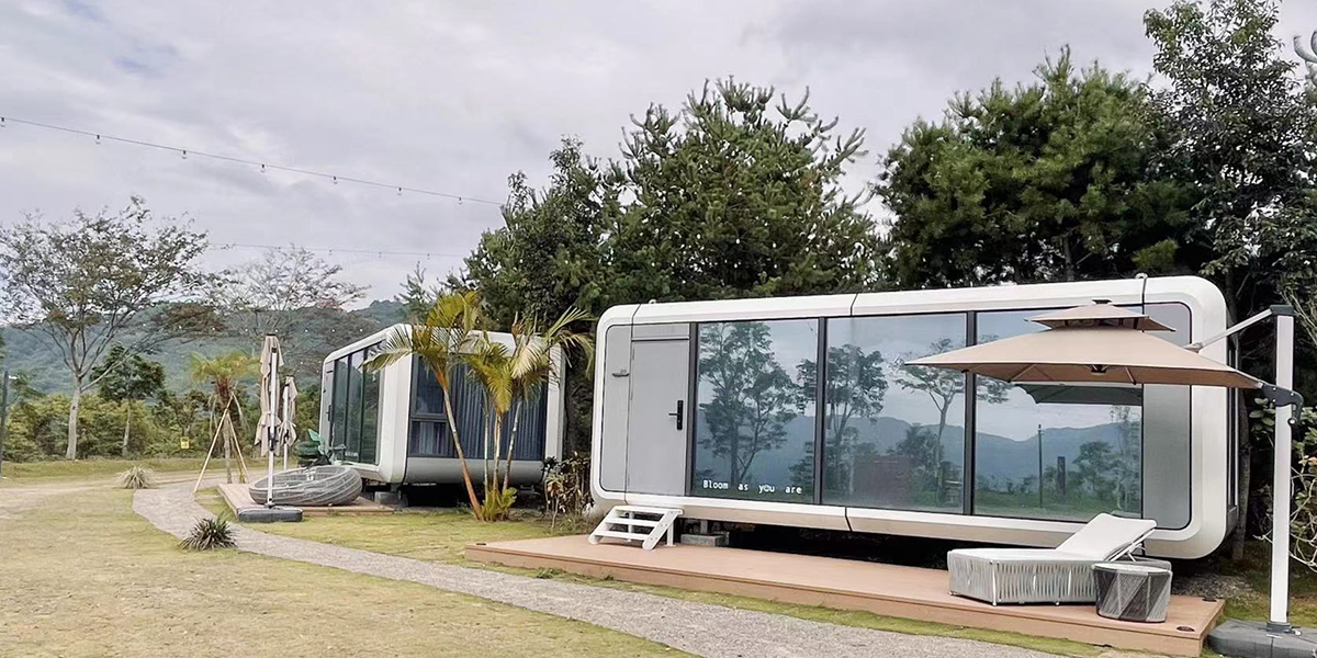 Eco-Friendly Prefab Capsule House