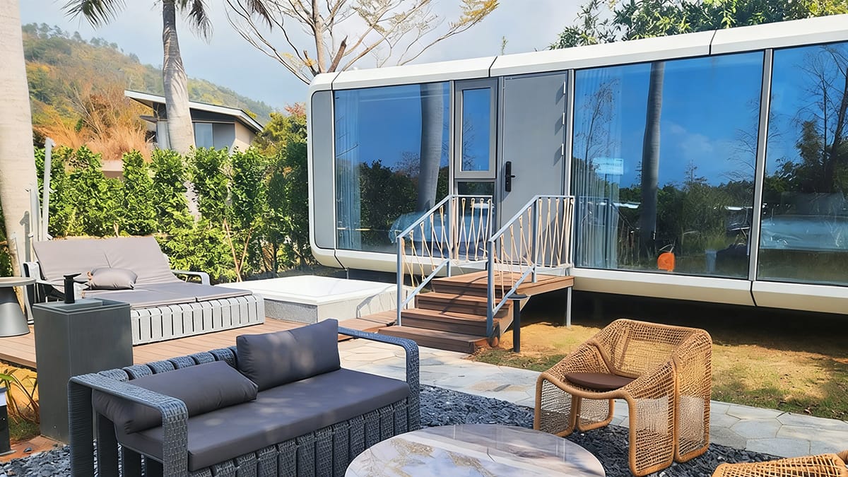 glamping space capsule house