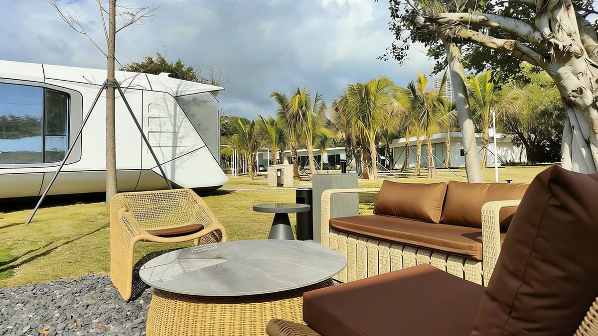 Real-Life Capsule House Living